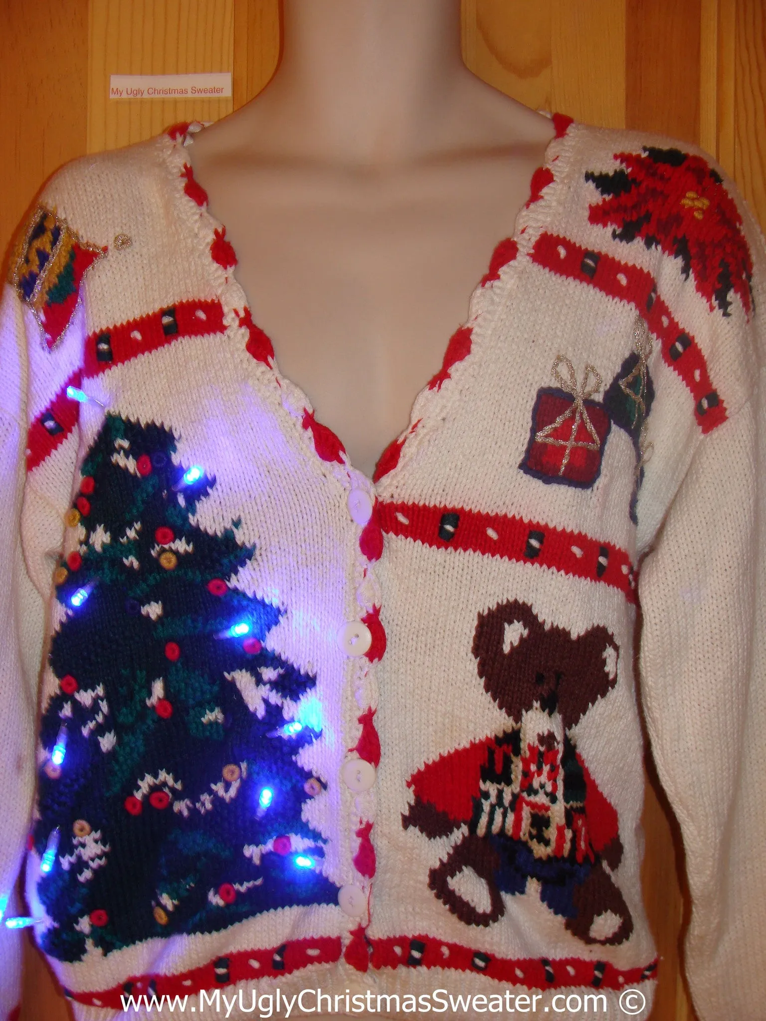 80s Christmas Sweater with Teddy Bear and Lights (g225)