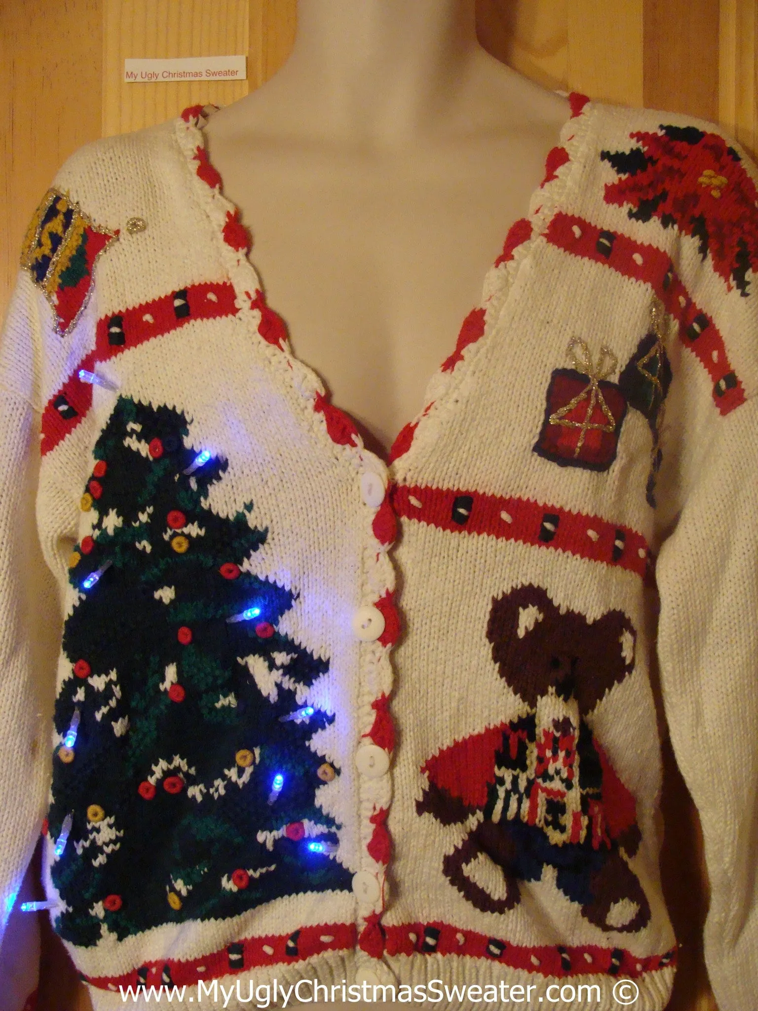 80s Christmas Sweater with Teddy Bear and Lights (g225)