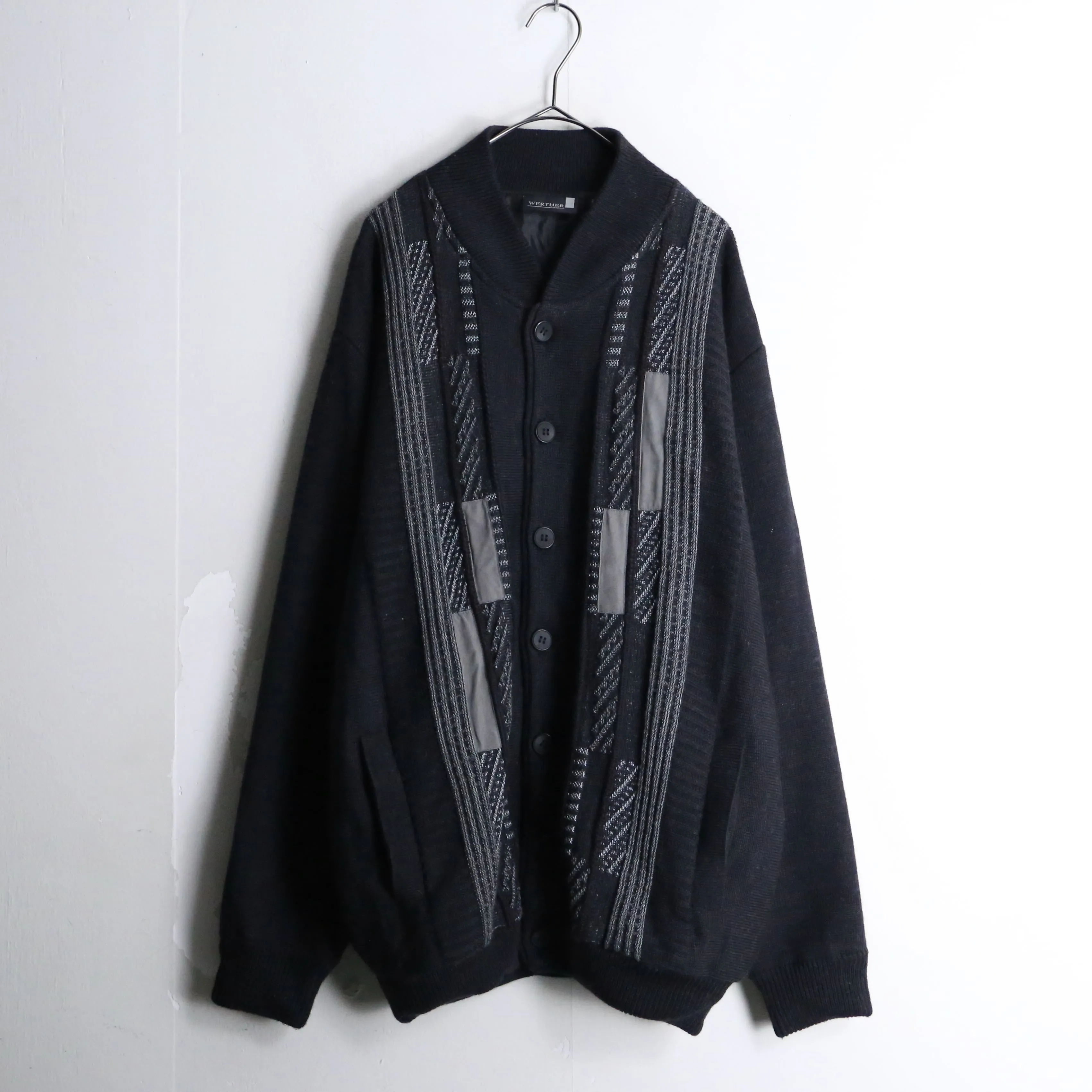 black tone knit blouson