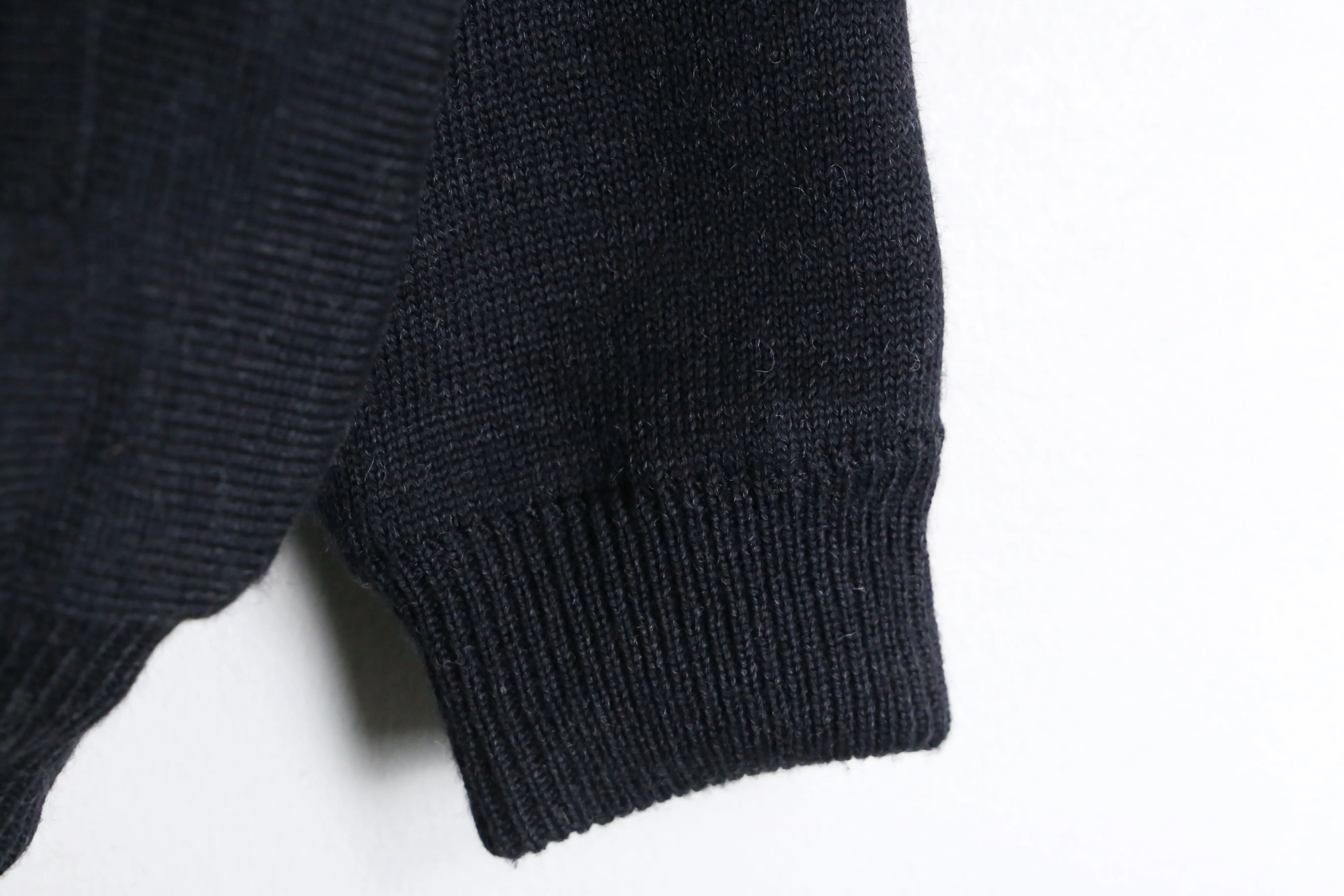 black tone knit blouson