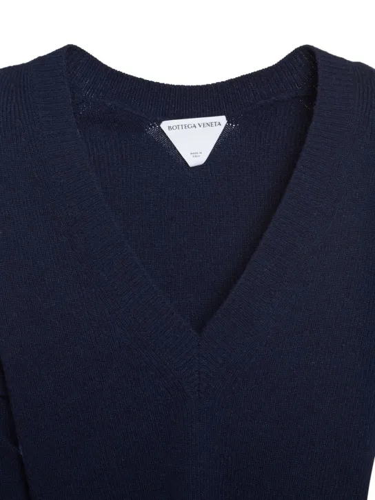 Bottega Veneta   Cashmere knit V neck sweater 