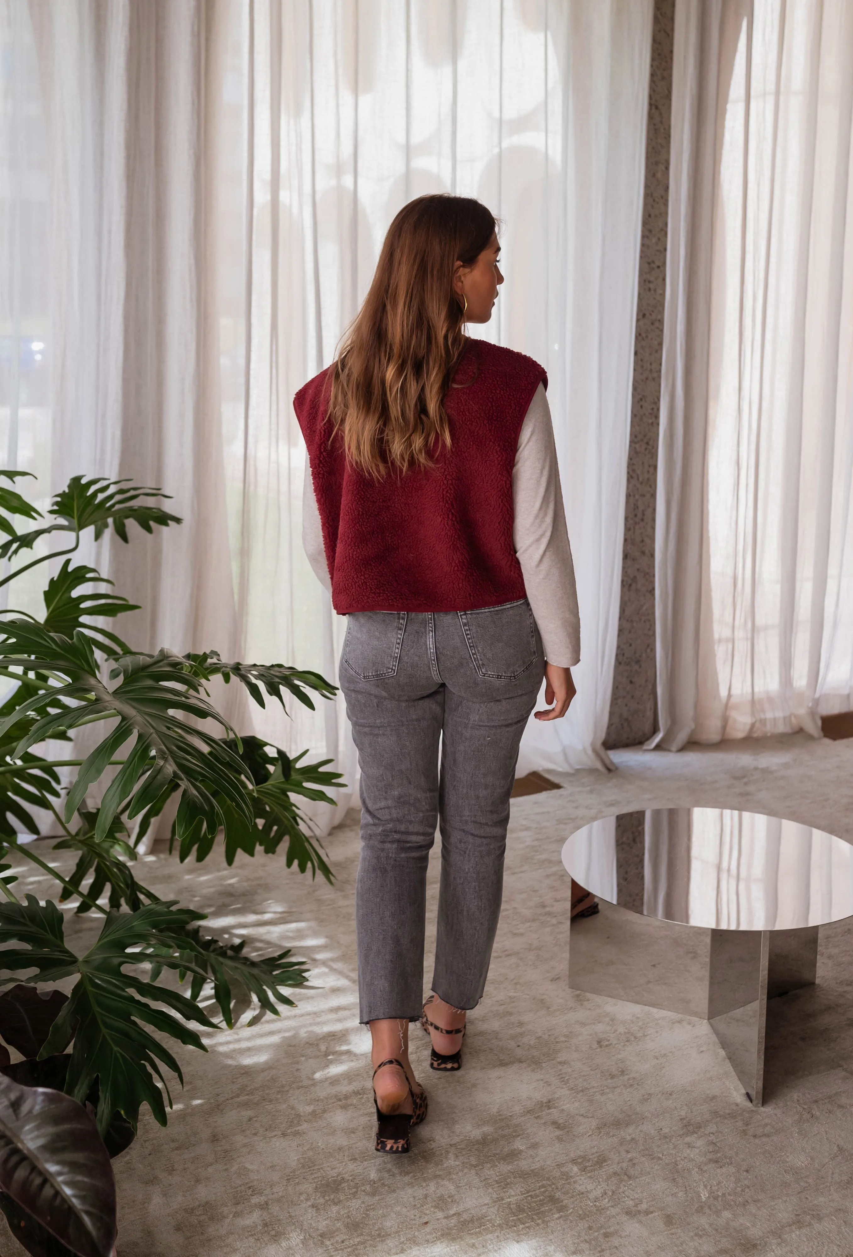 Burgundy Taoh Sleeveless Cardigan