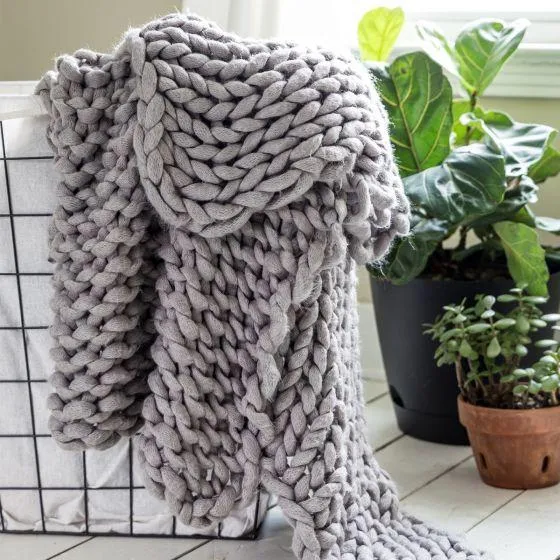 Chunky Knit Throw ~ Grey