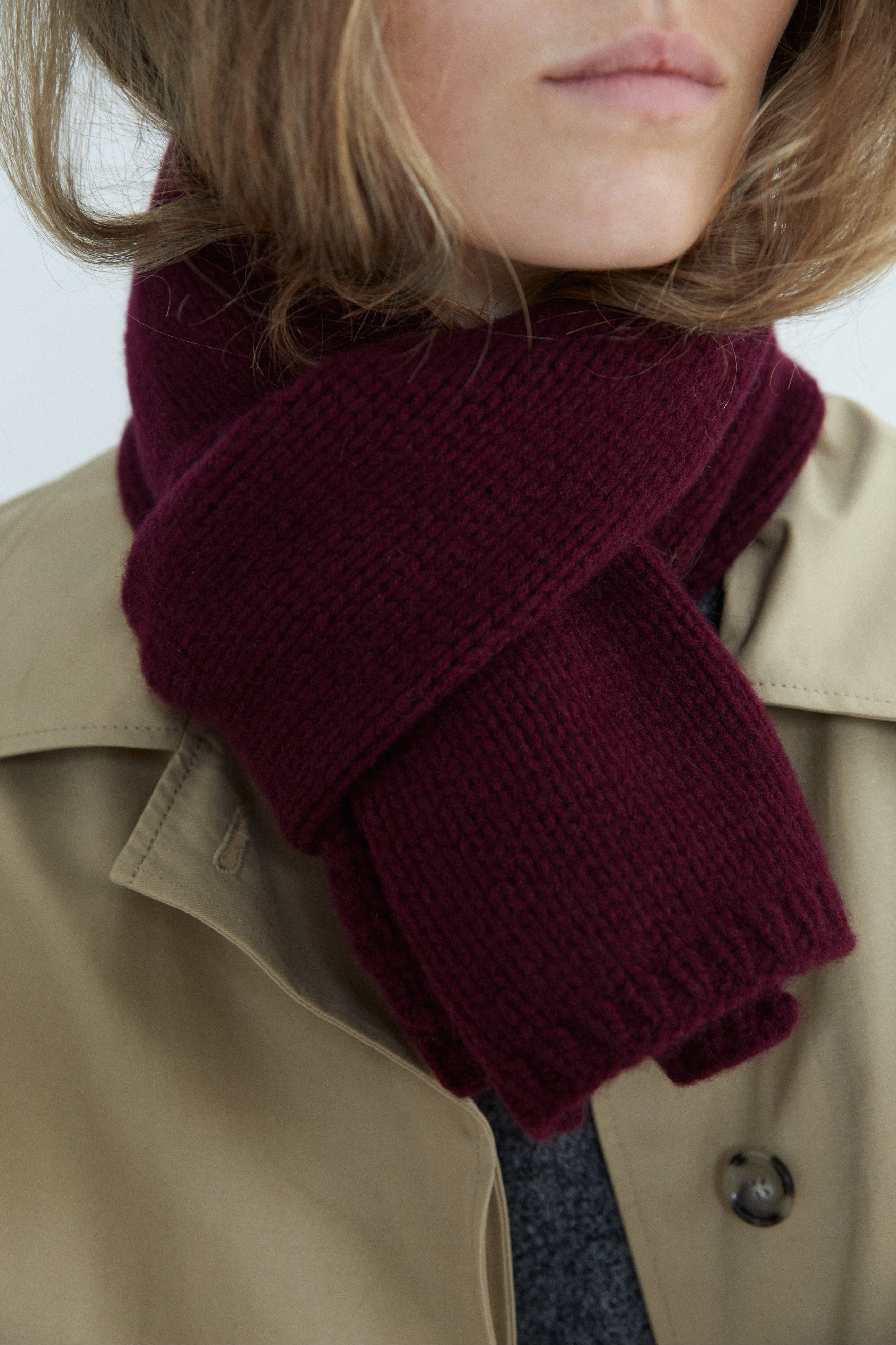 Dina Scarf - 100% Cashmere - Burgundy