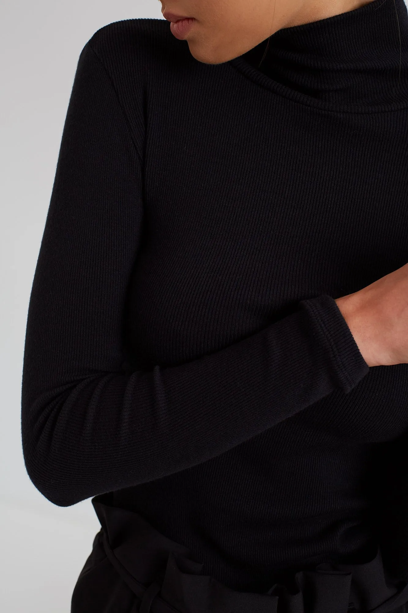 FILIPPA Base Layer Top in Black