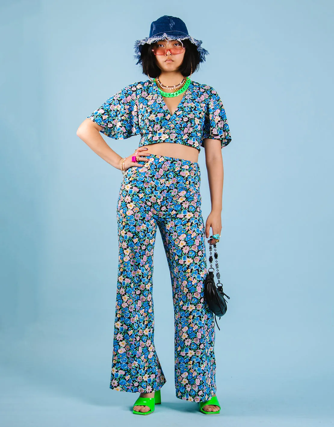 Floral wide trousers