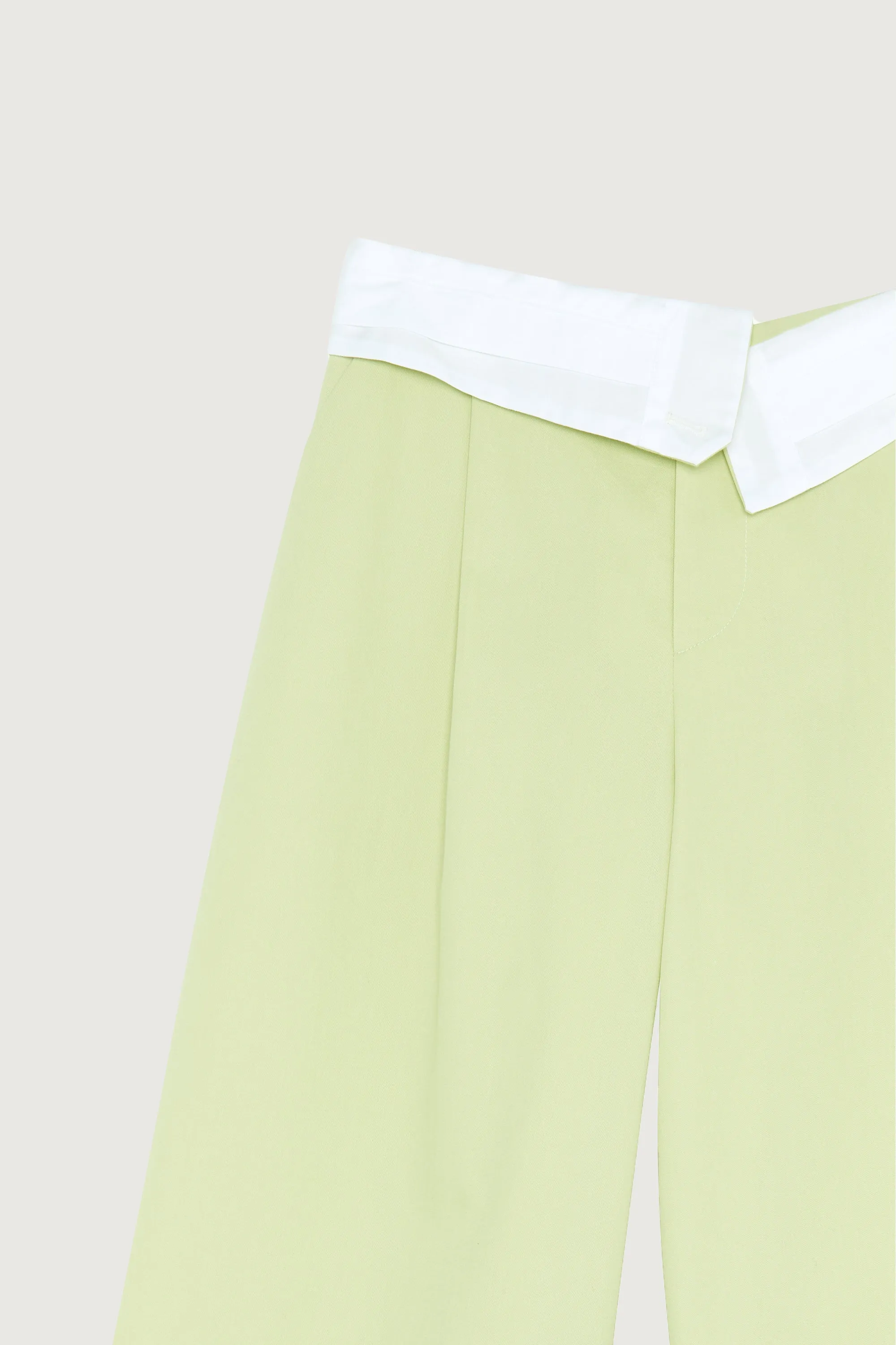 HIGH-RISE WAIST PANT