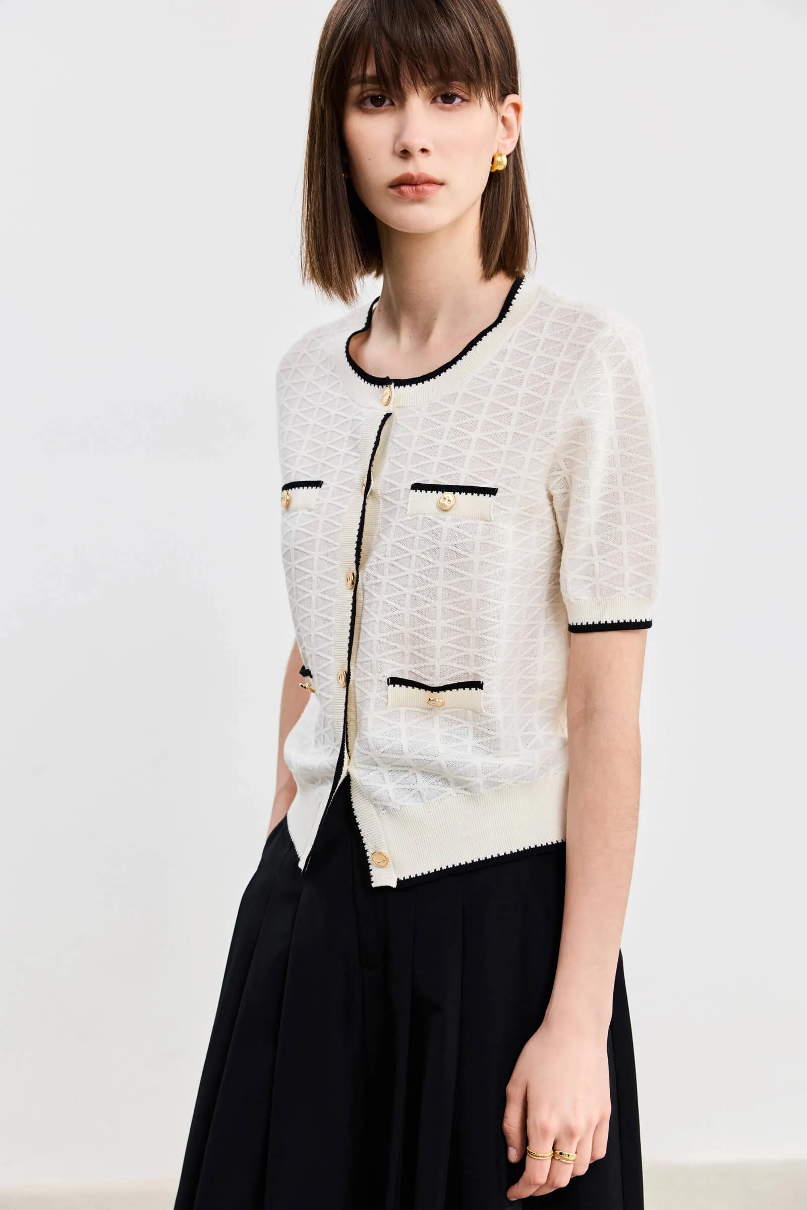 LILY Petite Style Short Sleeve Knit Sweater