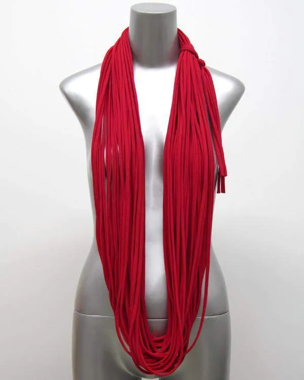 Necklush Chunky Scarf / Red / Unisex