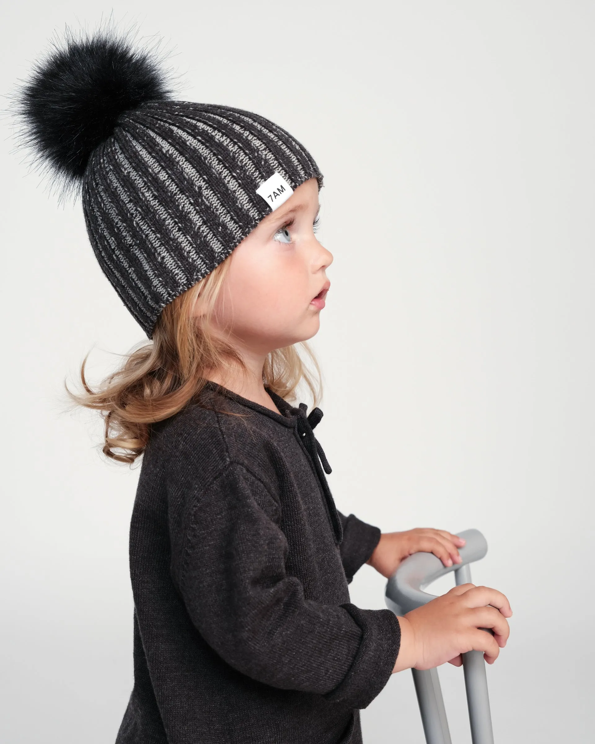 Pom Pom Beanie - Chunky