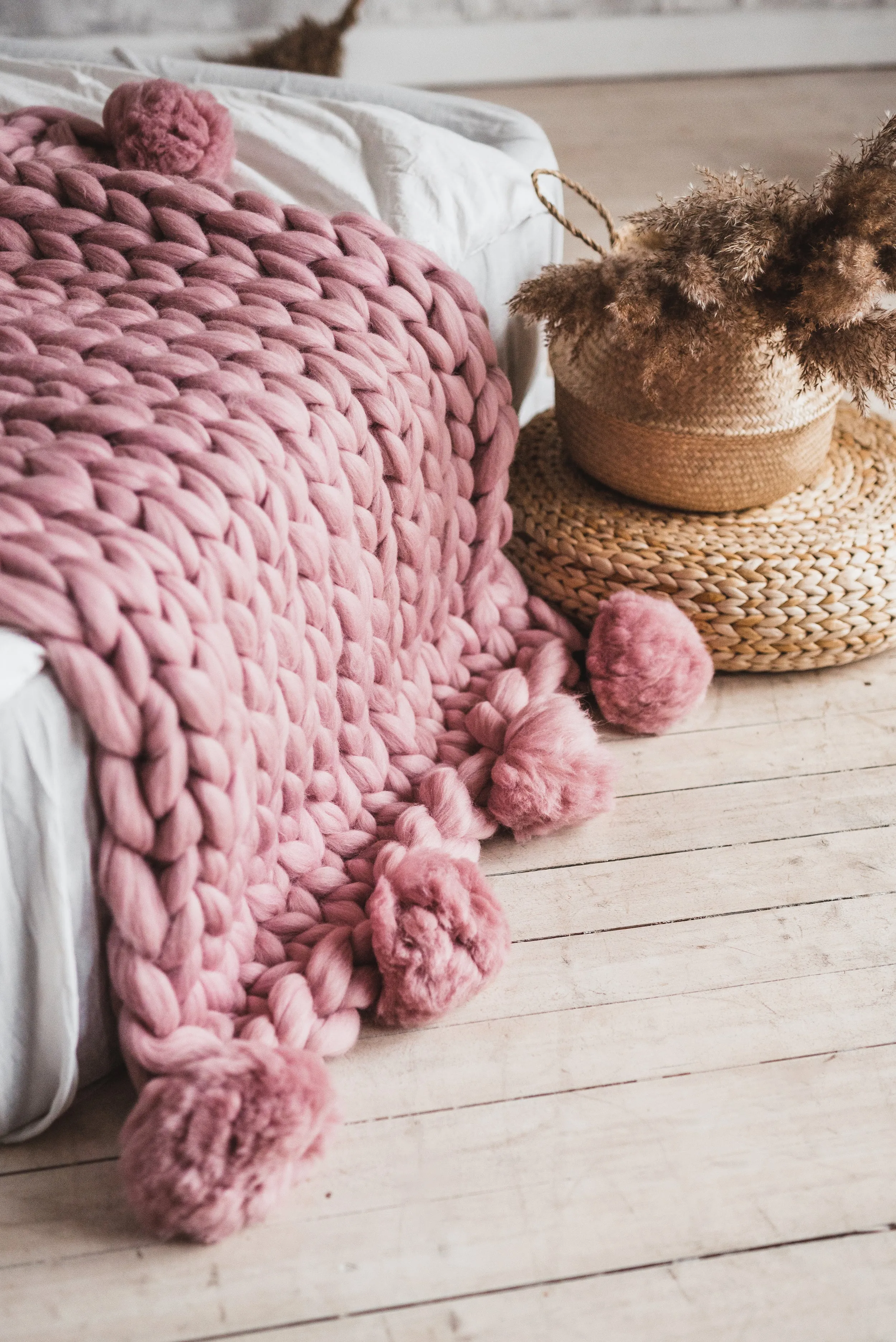 Pom pom blanket, medium throw blanket