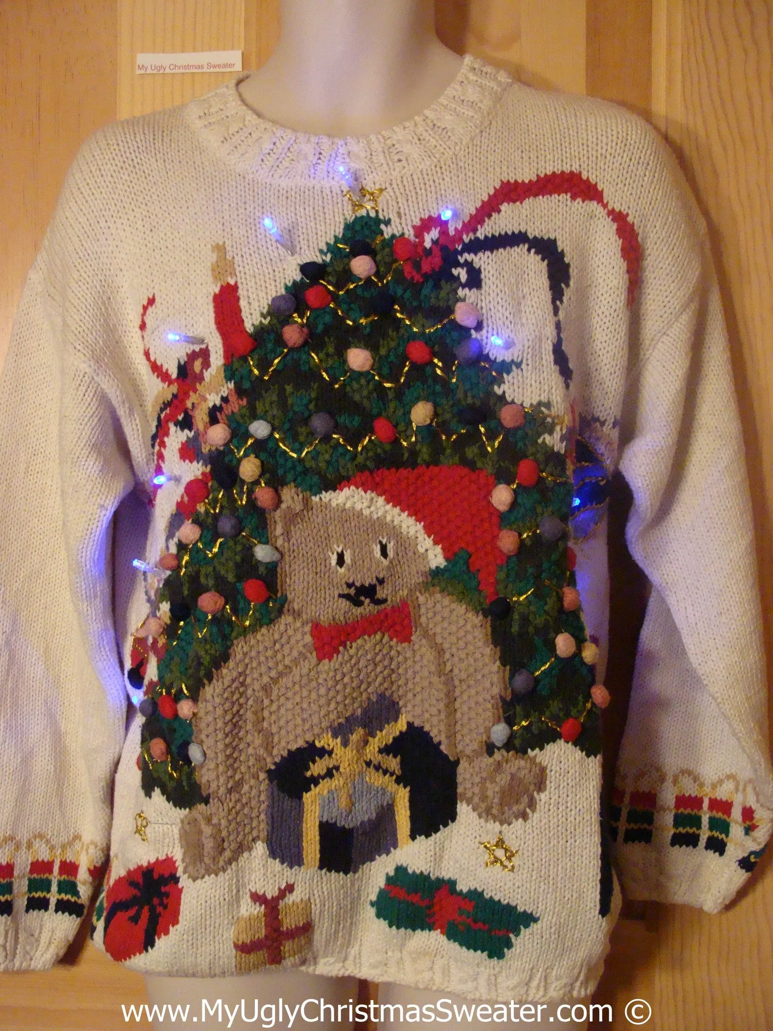 Tacky Xmas Sweater with Lights Huge Bear and Tree (g189)