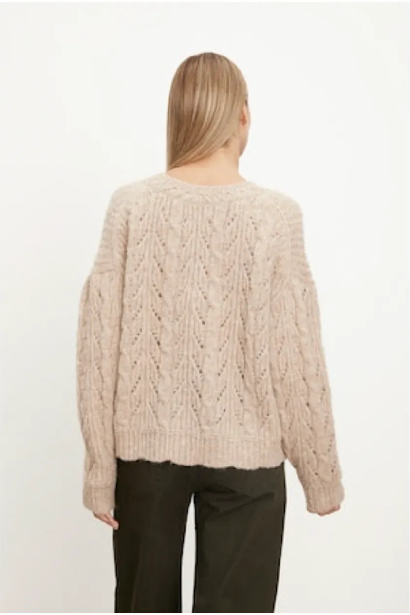 Velvet by Graham & Spencer Sade 06 Cozy Cable Sweater | Oatmeal