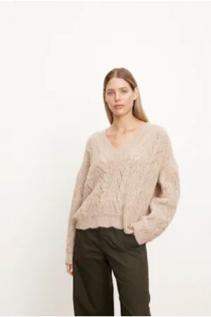 Velvet by Graham & Spencer Sade 06 Cozy Cable Sweater | Oatmeal