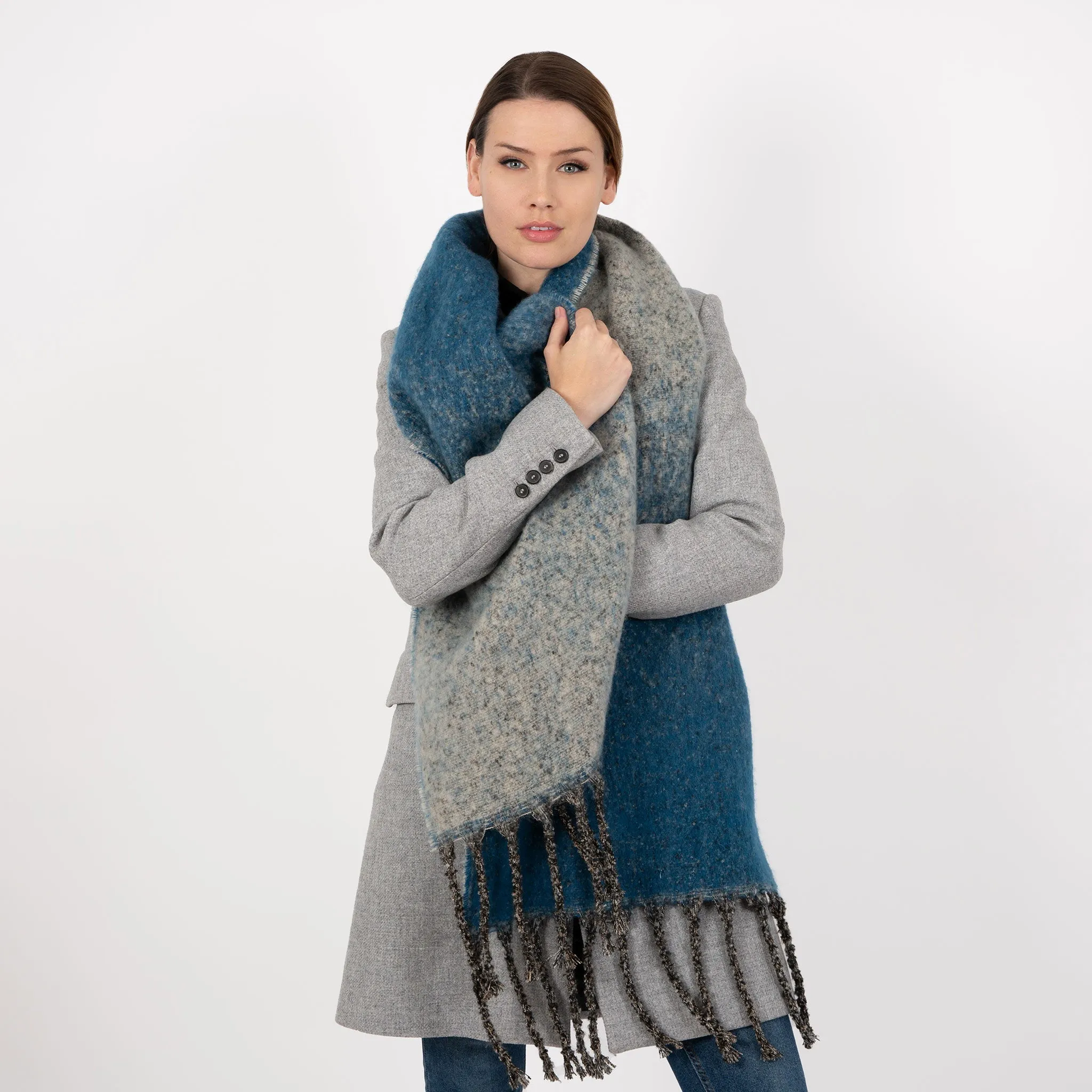 Women’s Reversible Ombre Blanket Scarf